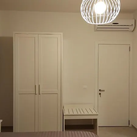 La Lampara Guest house *